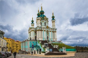Экскурсия по Киеву Андреевская церковь и Адреевский спуск