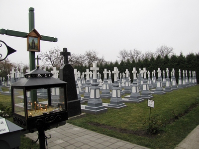 Монастырское кладбище рядом с Свято-Духовским монастырь-скит в Почаеве
